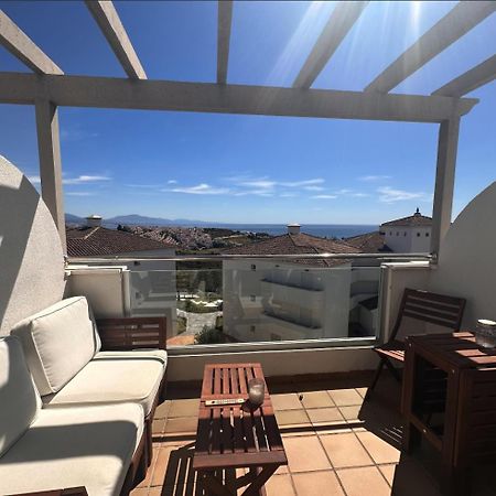 Casa De Mar Small Oasis Манилва Екстериор снимка
